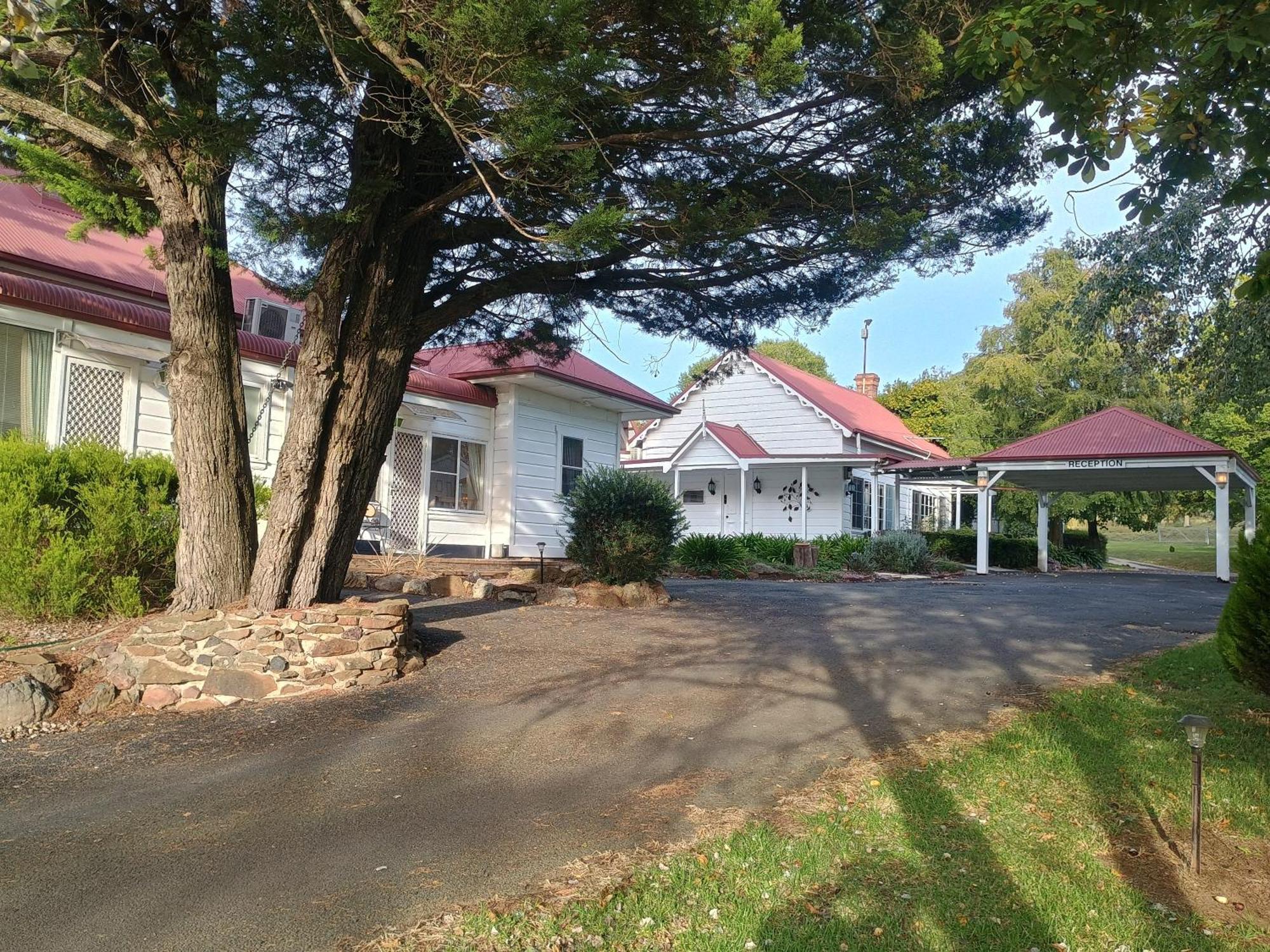 Moore Park Inn Armidale Buitenkant foto